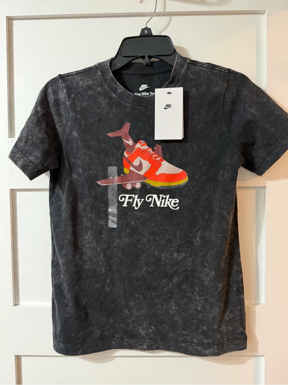 Nike Fly Dunks Sneaker Boys’ Graphic Tee